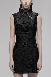 Robe gothique sans manches pour femme en velours extensible style chinois noir avec motif de totem de dragon brûlant et fleurs, ornementation, ourlet fendu.